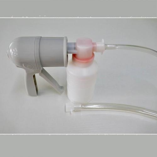 Hand-operated manual suction pump hand help